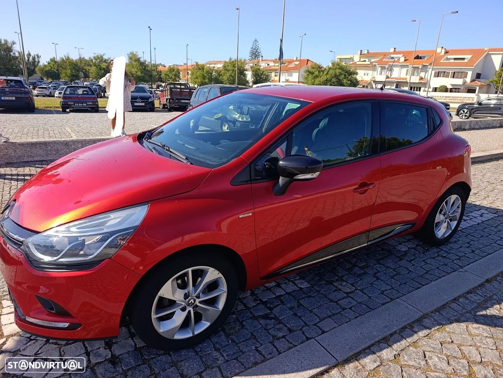 Renault Clio 0.9 TCe Limited Edition - 1