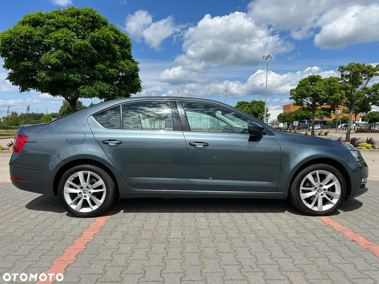 Skoda Octavia 1.5 TSI ACT Style DSG - 20