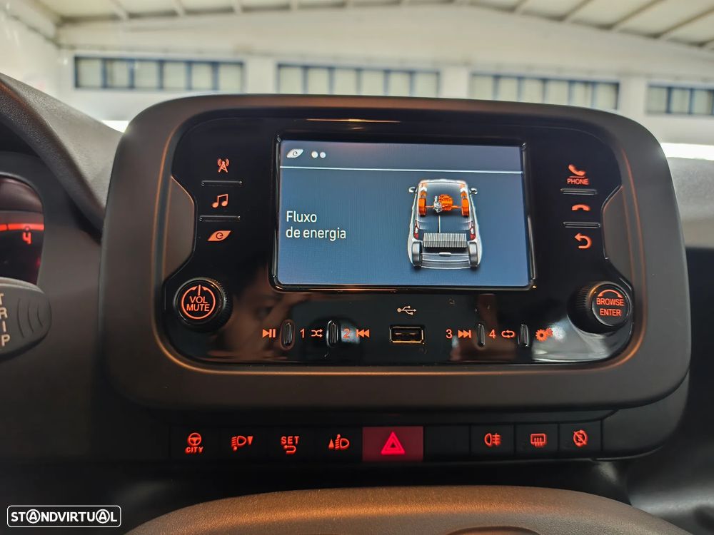 Fiat Panda 1.0 Hybrid City Cross - 13