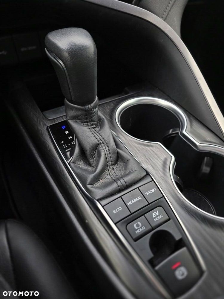 Toyota Camry 2.5 Hybrid Executive CVT - 13