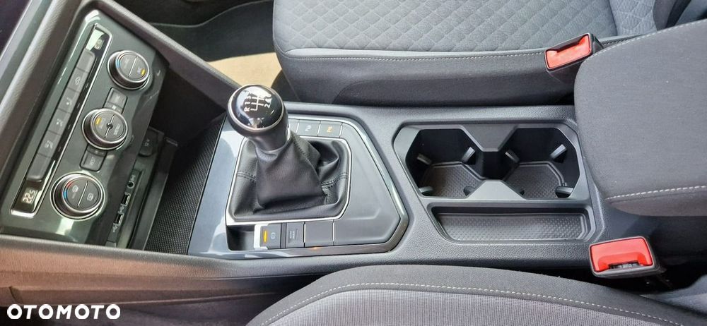 Volkswagen Tiguan - 26