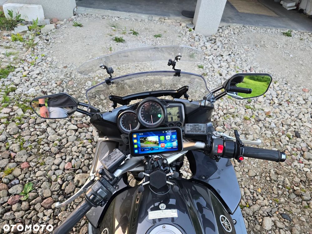 Yamaha FJR - 8