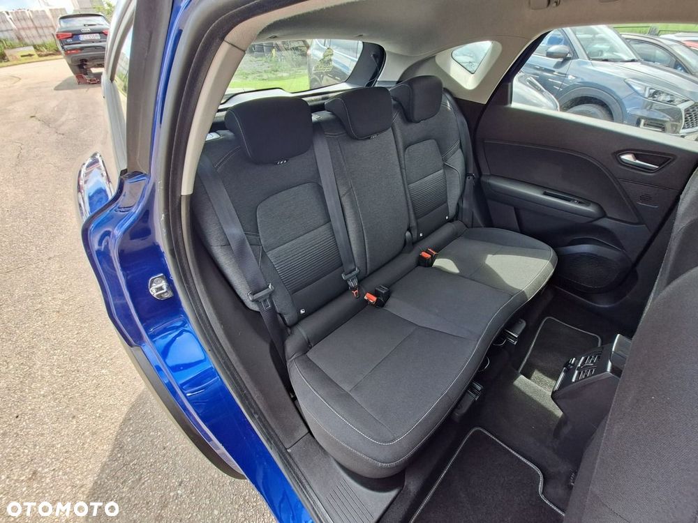 Renault Captur - 25