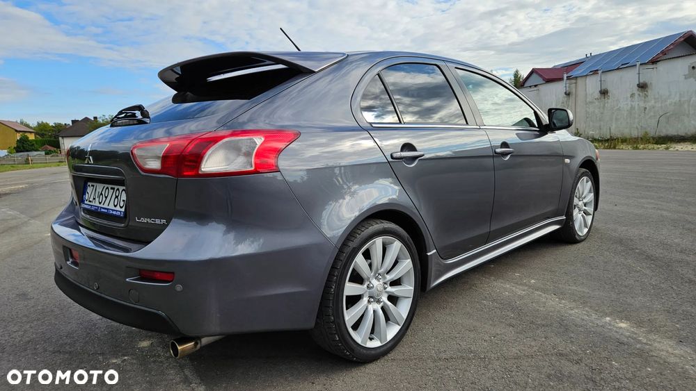 Mitsubishi Lancer 1.8 Intense - 3