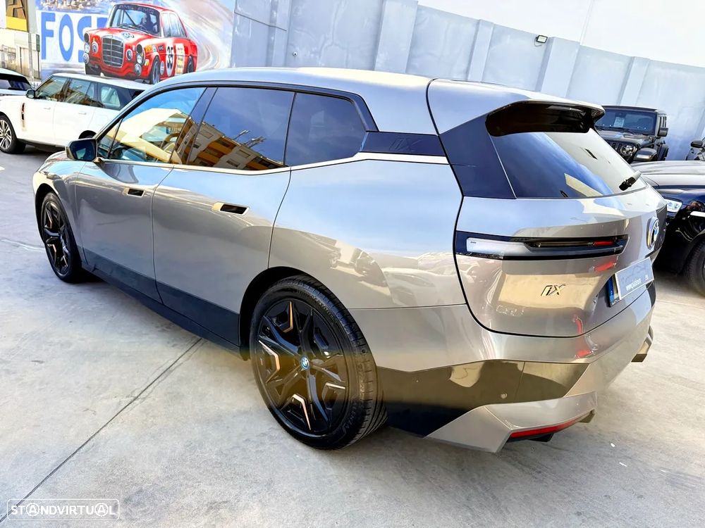 BMW iX xDrive 50 Pack Desportivo - 5