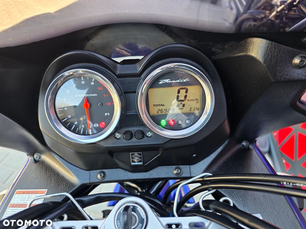 Suzuki Bandit - 29