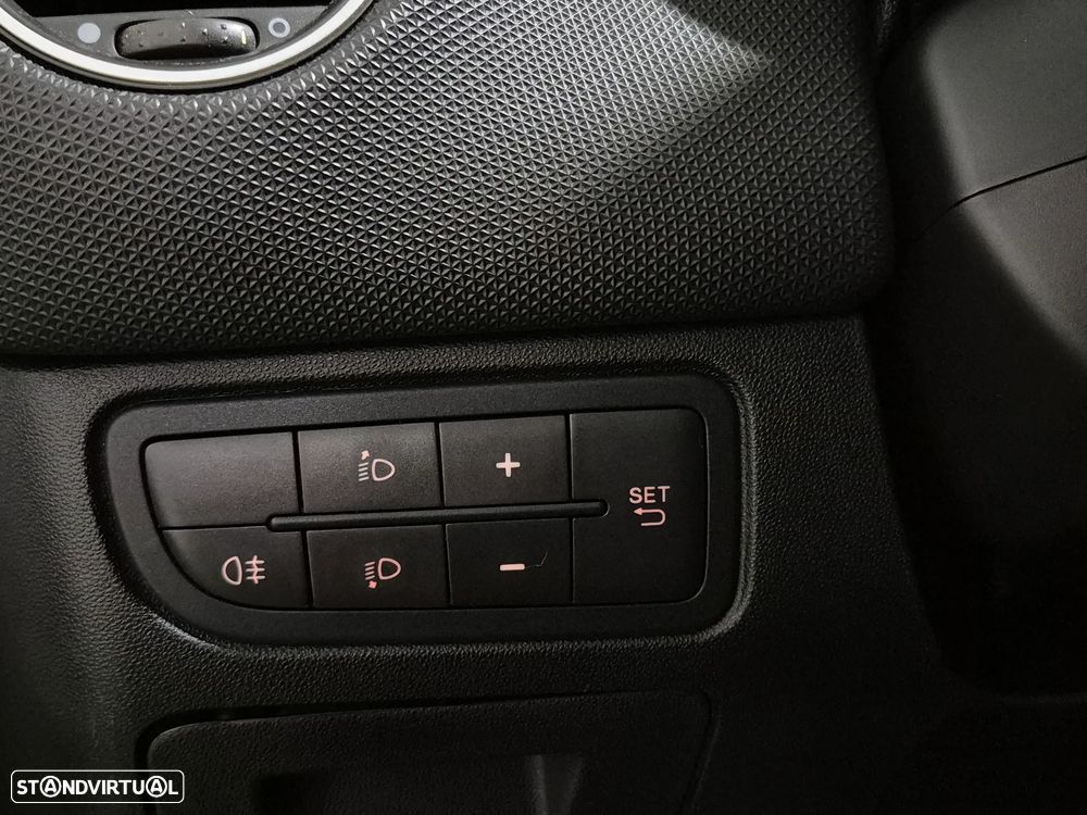 Fiat Punto 1.2 Lounge S&S - 26