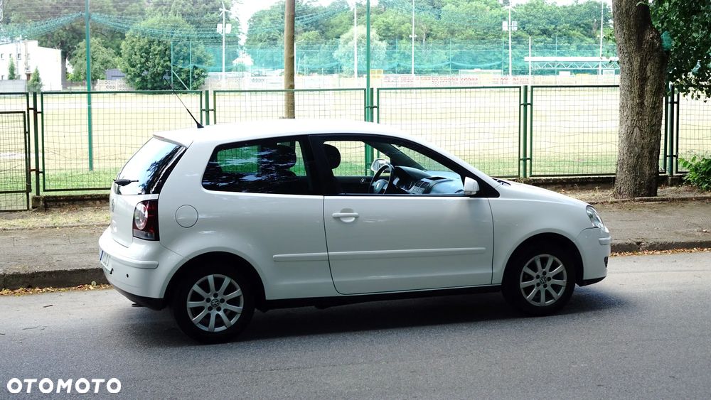 Volkswagen Polo 1.6 Sportline - 36