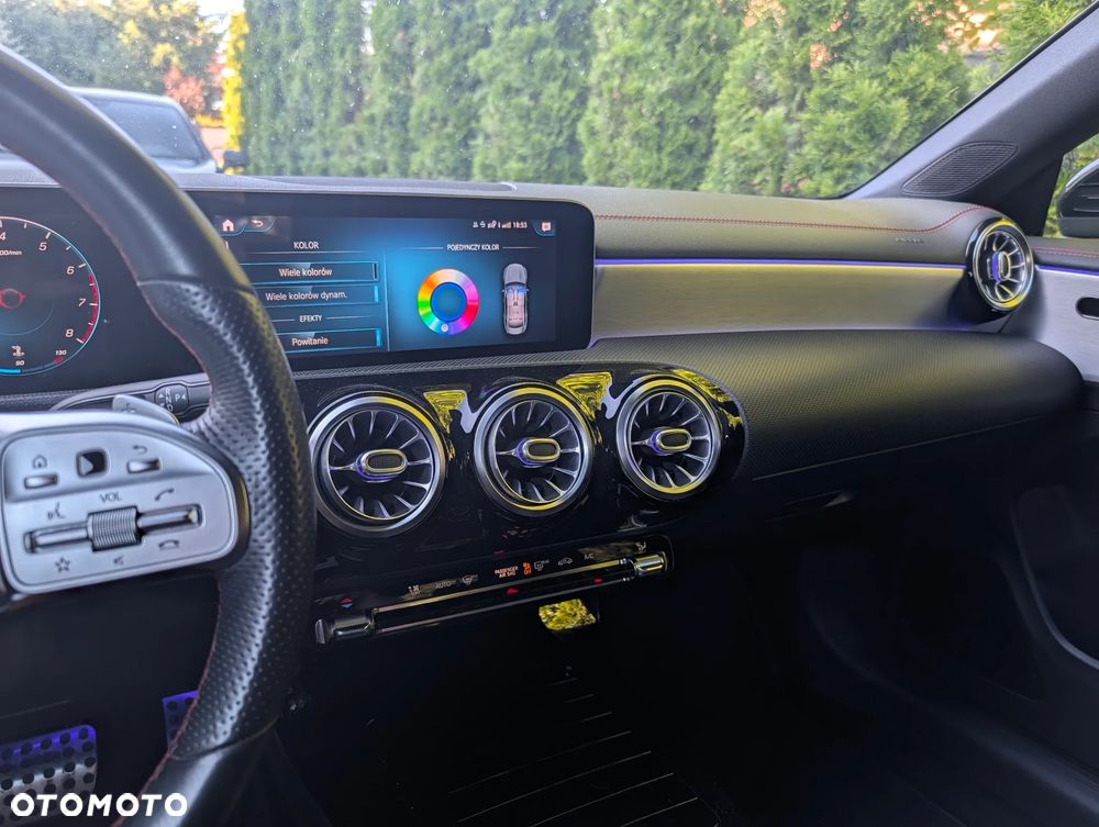 Mercedes-Benz CLA 200 AMG Line 7G-DCT - 35