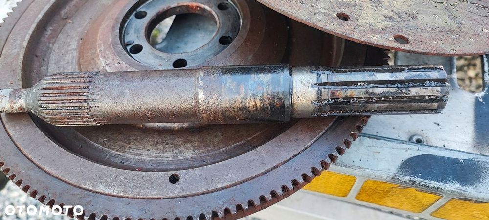 Wałek łączący silnika przekładni zetki Volvo Penta B20 AQ130 - 2