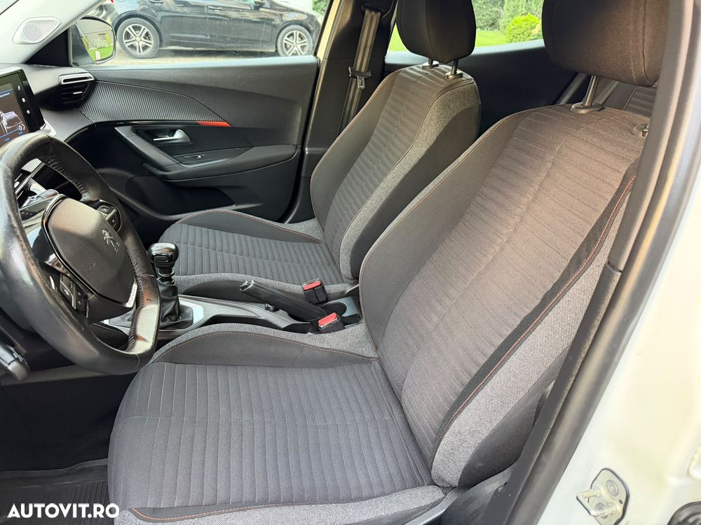 Peugeot 2008 1.5 BlueHDI BVM6 STT Allure - 15