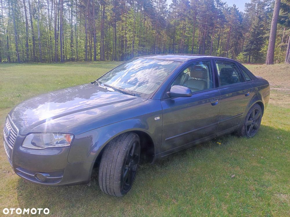 Audi A4 Limousine - 2