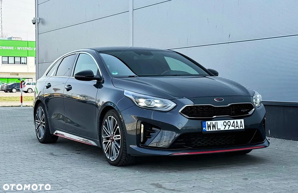Kia ProCeed - 11