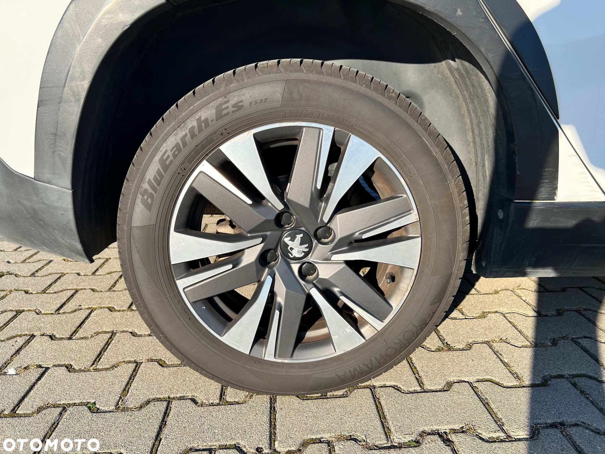 Peugeot 2008 PureTech 110 Stop&Start Allure - 9