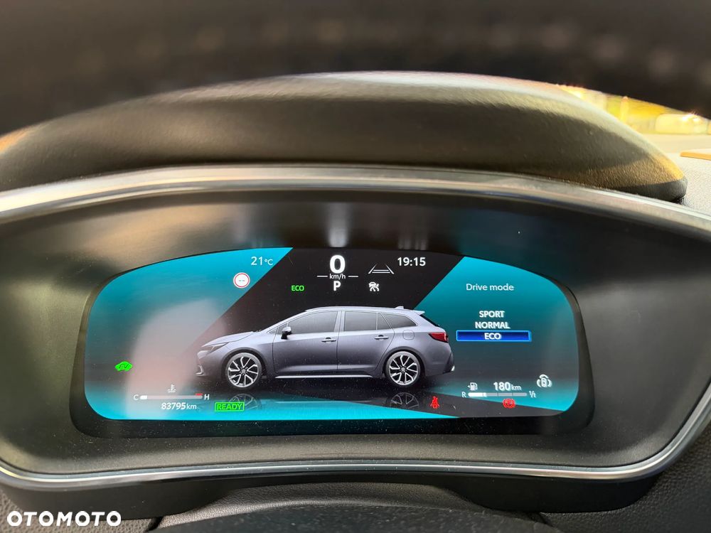 Toyota Corolla 1.8 Hybrid Comfort - 24