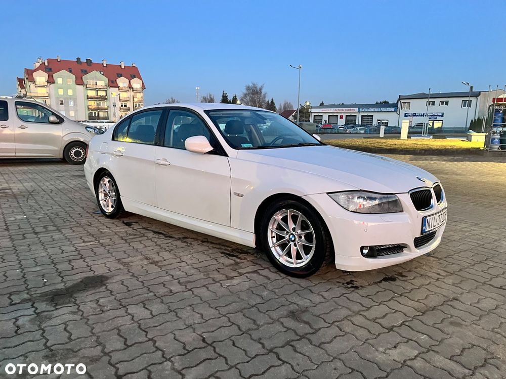 BMW Seria 3 320i - 2