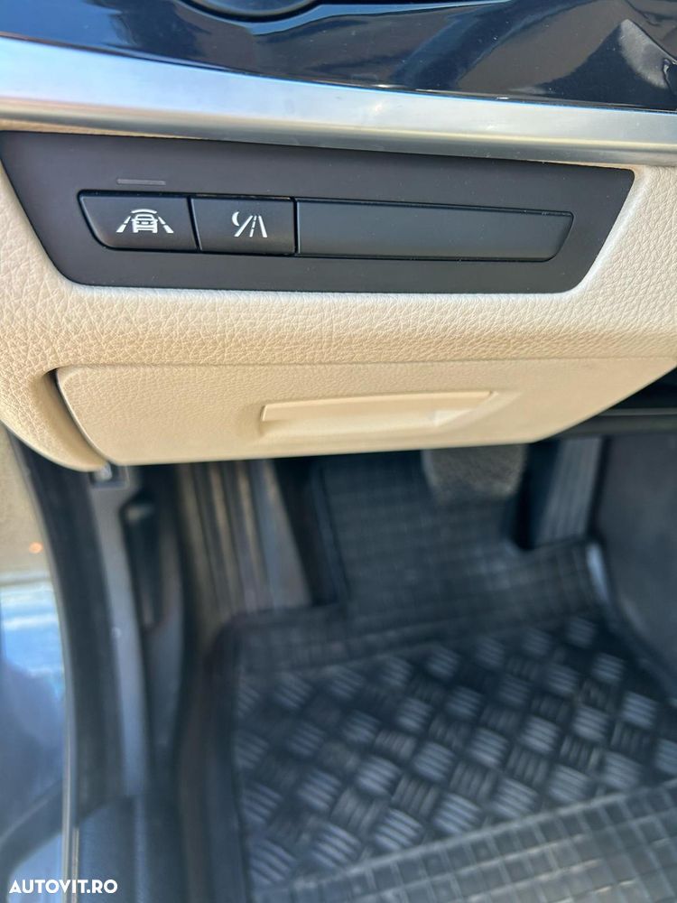 BMW Seria 5 530d Aut. Luxury Line - 16