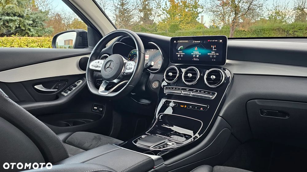Mercedes-Benz GLC 300 e 4-Matic - 18