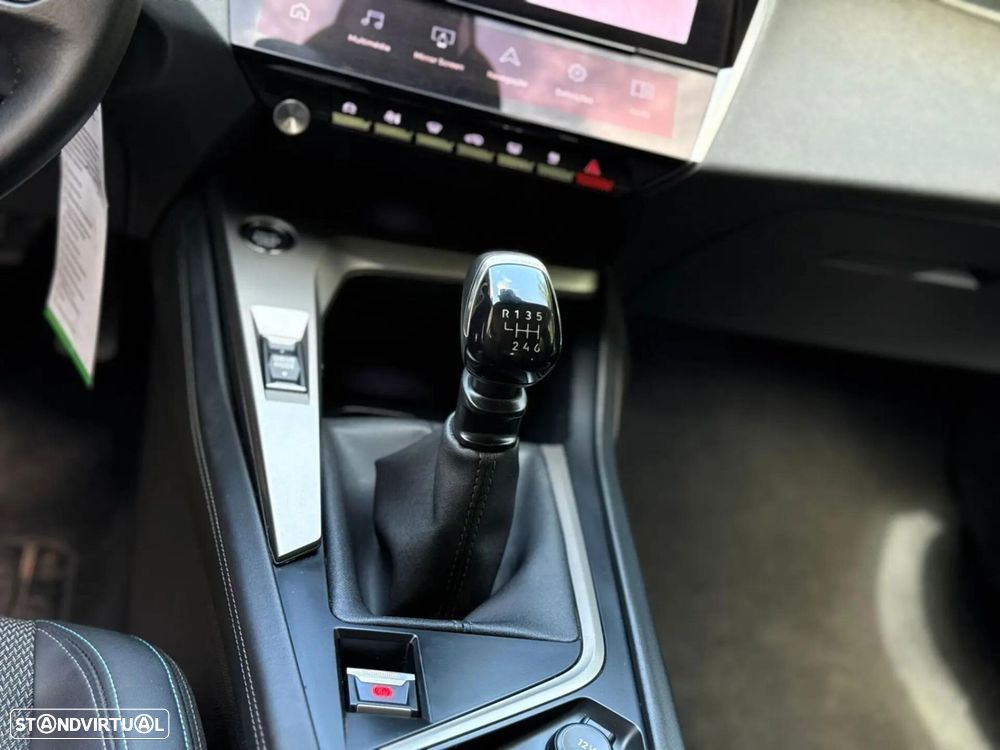 Peugeot 308 1.2 PureTech Allure - 21