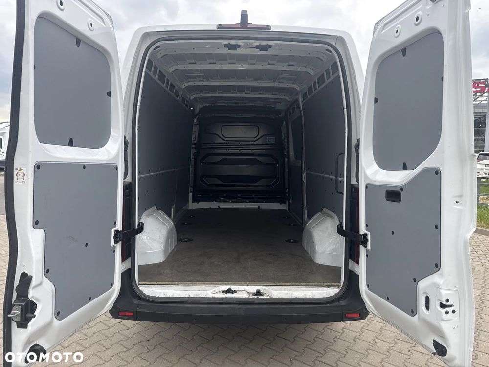 Nissan Interstar - 16