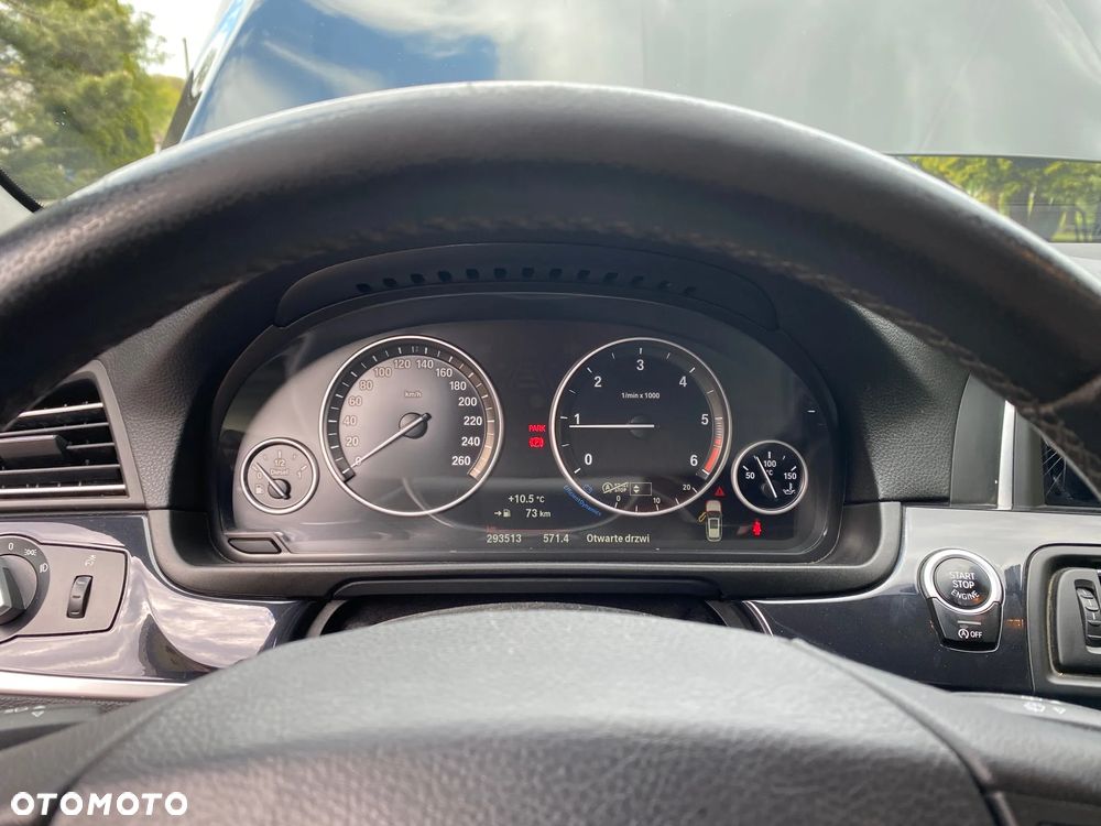 BMW Seria 5 520d - 18
