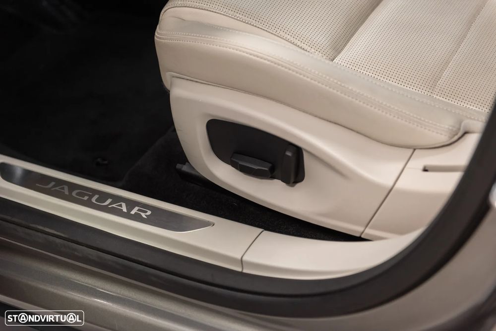Jaguar I-Pace SE AWD Aut. - 13