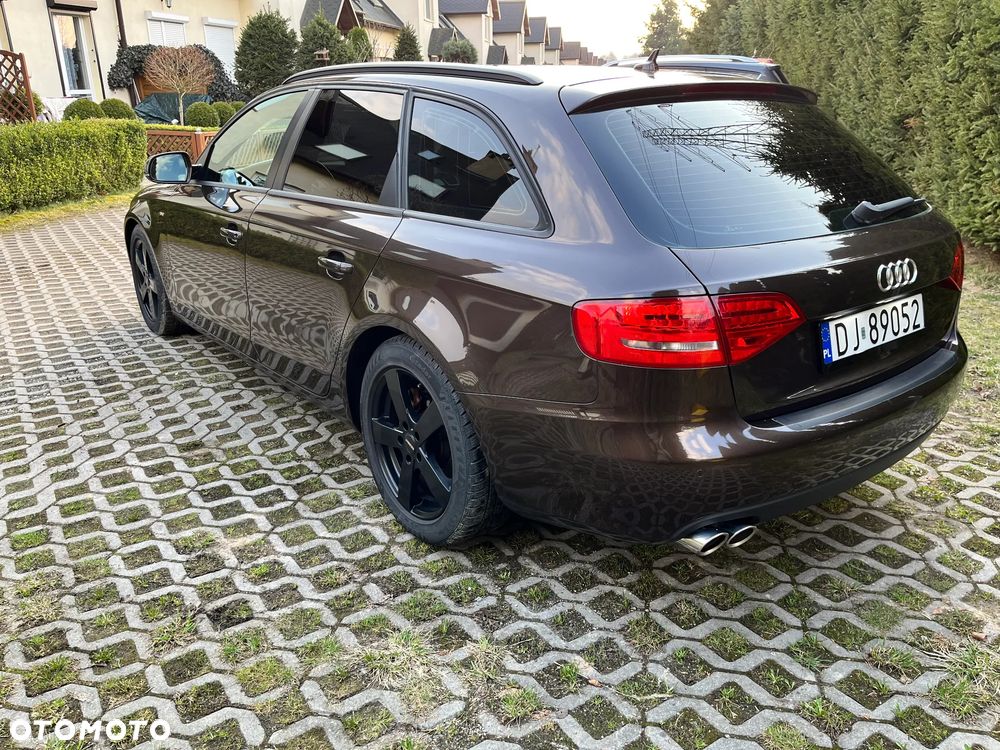 Audi A4 Avant 2.0 TDI DPF S line Sportpaket - 8