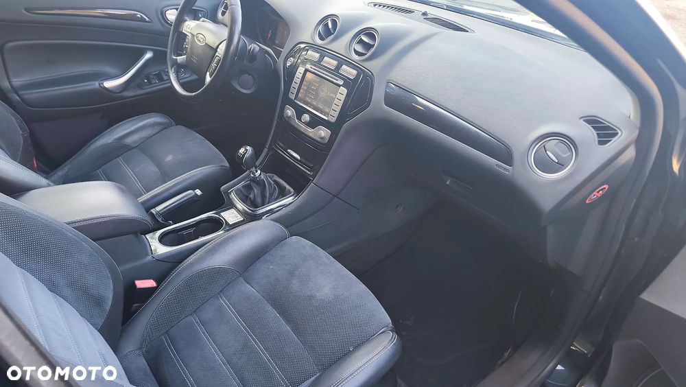 Ford Mondeo 2.0 TDCi Titanium S - 19