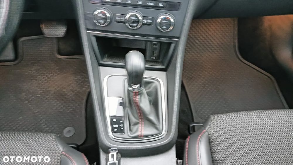 Seat Leon 2.0 TDI DPF Start&Stop DSG FR - 24