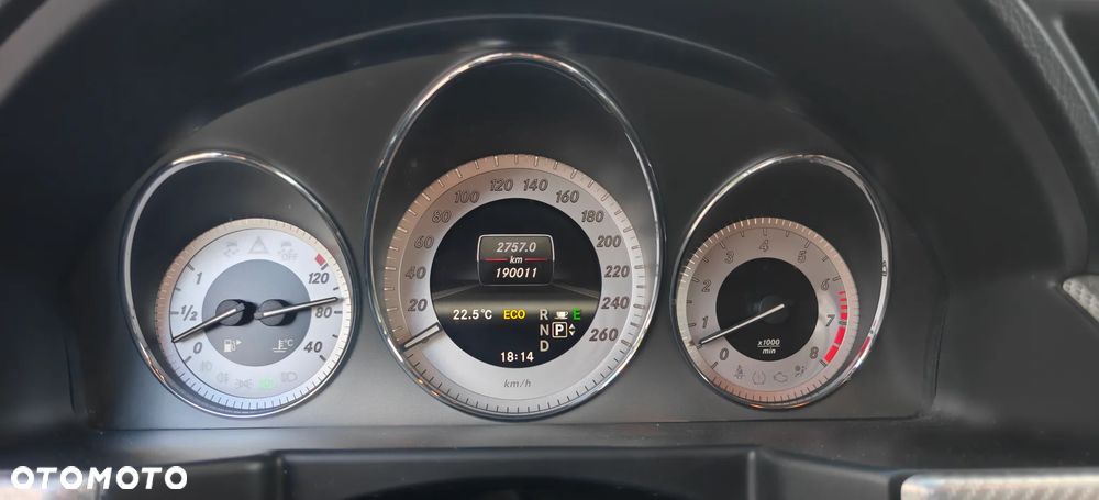 Mercedes-Benz GLK 350 4Matic (BlueEFFICIENCY) 7G-TRONIC - 8