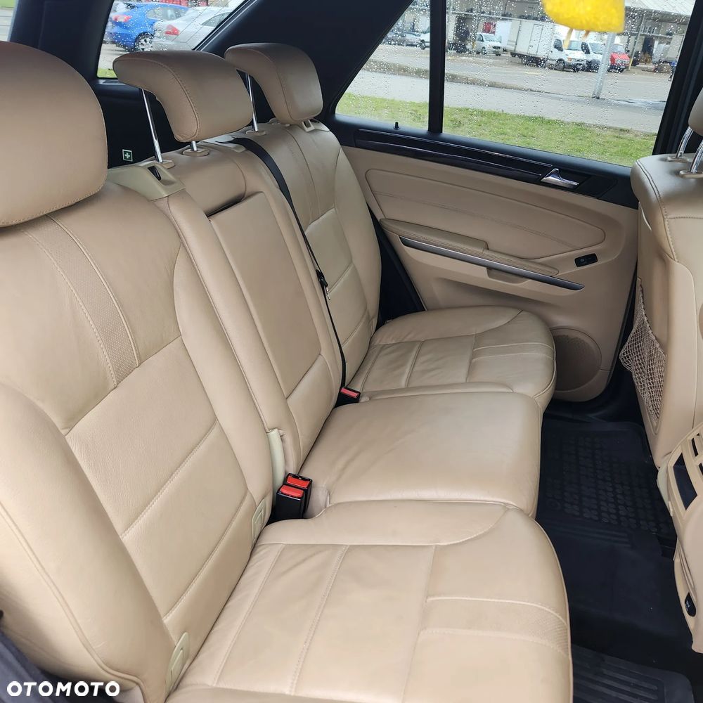 Mercedes-Benz ML 320 CDI 4-Matic - 23