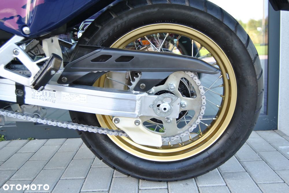 Honda XRV - 30