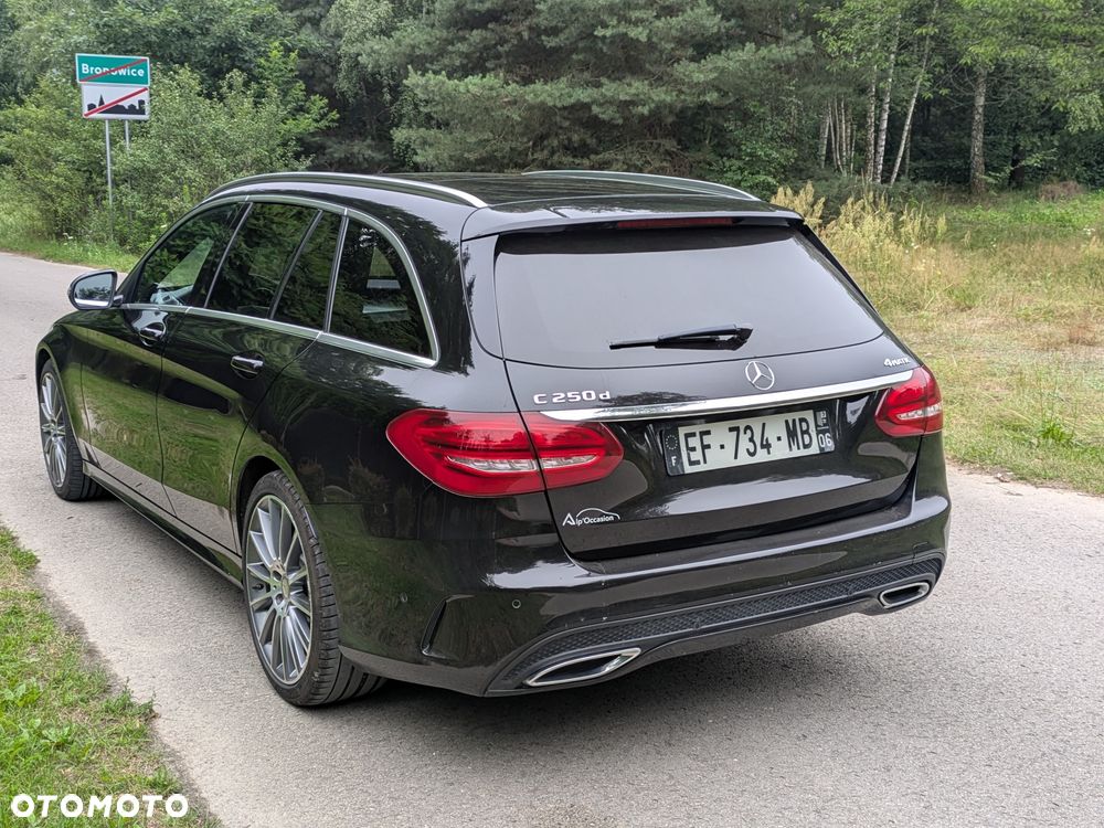 Mercedes-Benz Klasa C 250 d 4Matic 9G-TRONIC AMG Line - 11