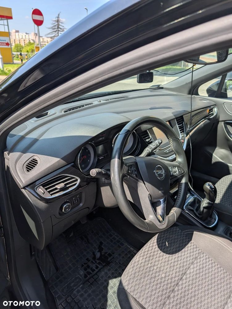 Opel Astra 1.4 T Dynamic - 8