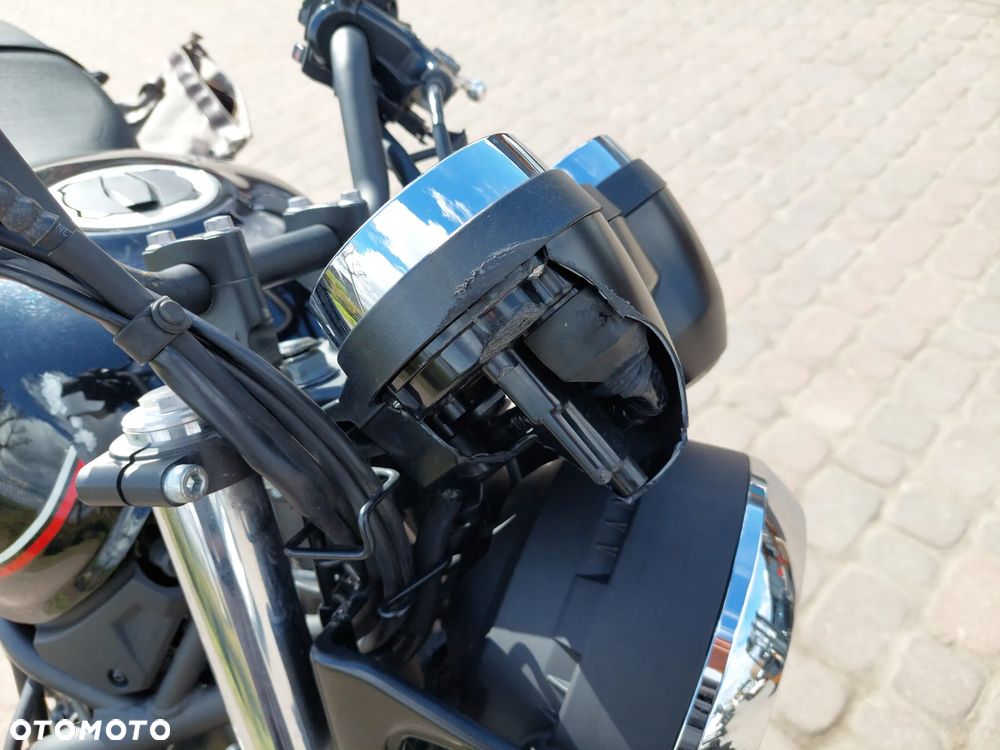 Kawasaki Z 650 RS - 9