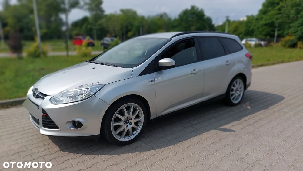 Ford Focus Turnier 1.6 TDCi DPF Titanium - 1