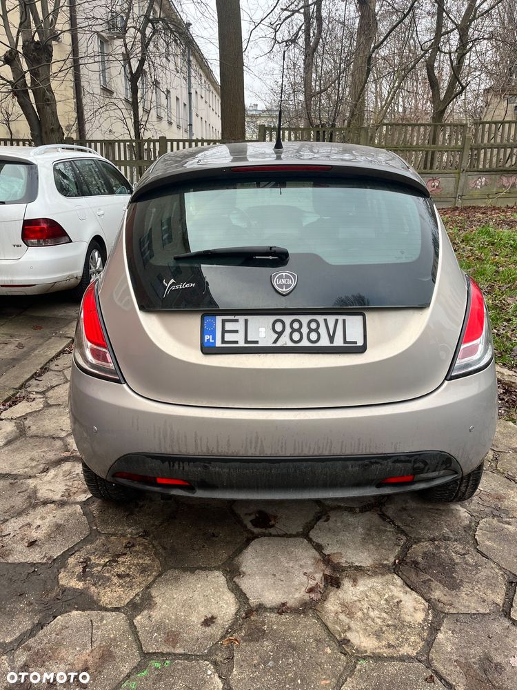 Lancia Ypsilon 0.9 Platinum S&S - 7