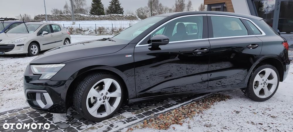 Audi A3 Sportback - 4