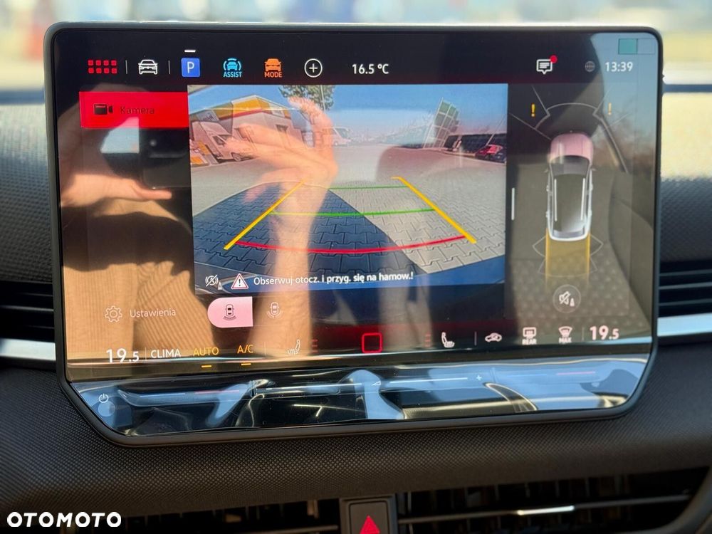 Volkswagen T-Roc - 23