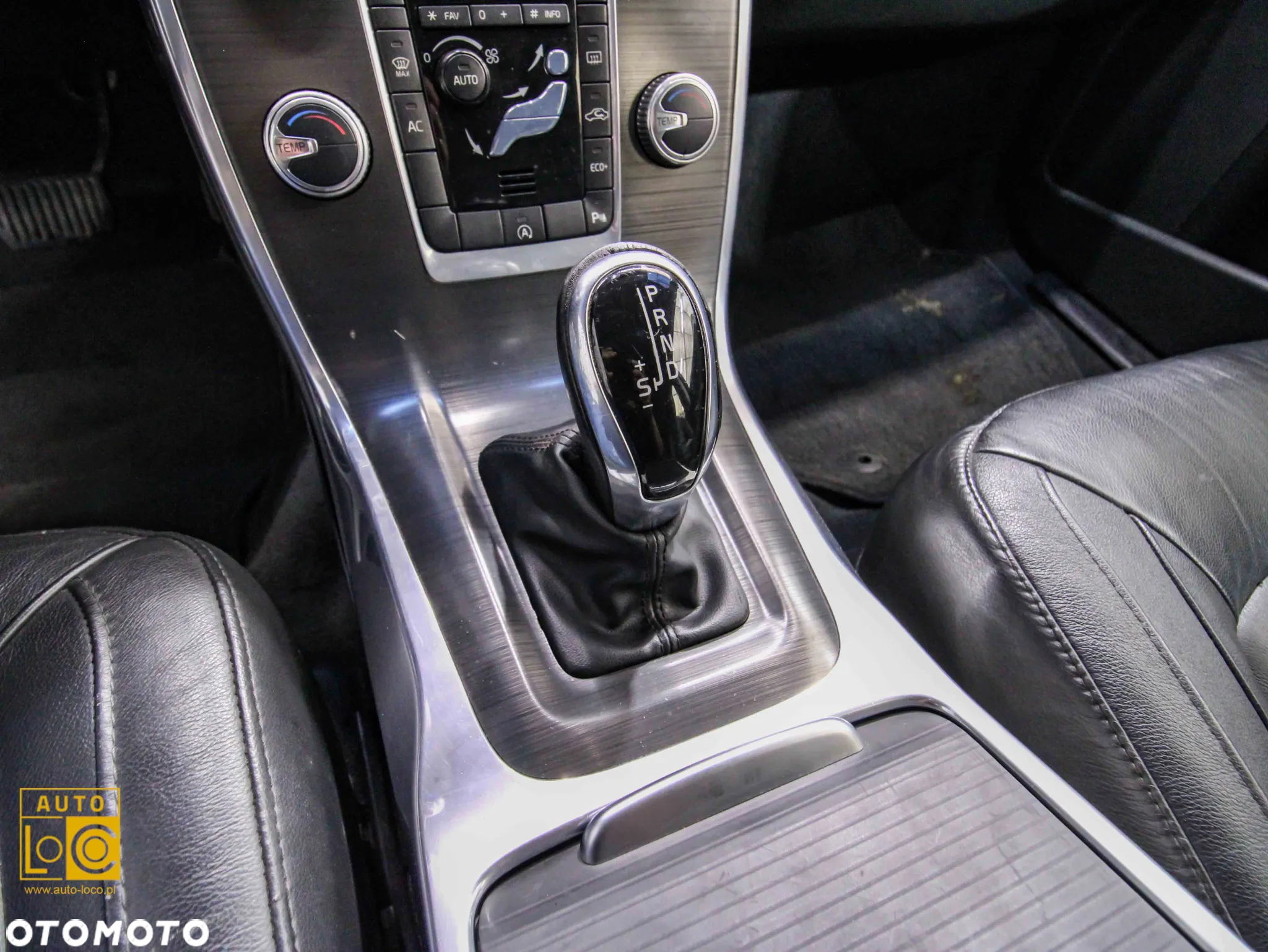 Volvo V70 T5 Geartronic Momentum - 15