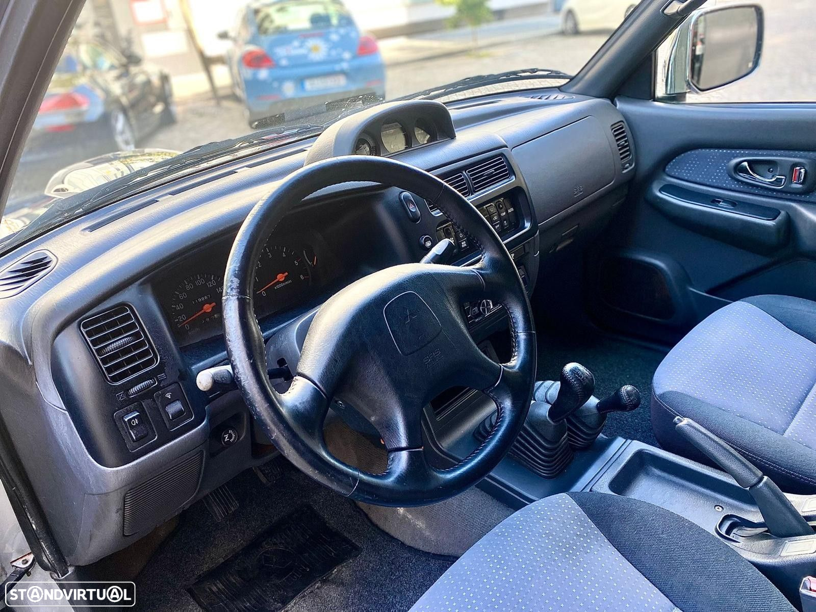 Mitsubishi L200 2.5 TD CD Strakar - 16
