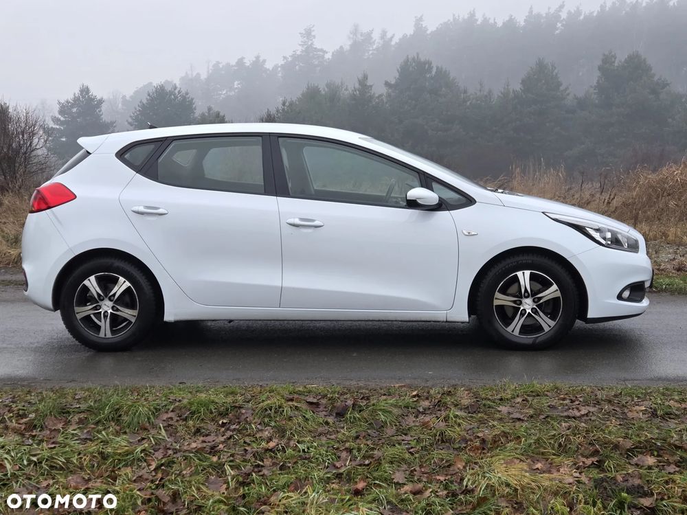 Kia Ceed 1.4 CVVT Attract - 5
