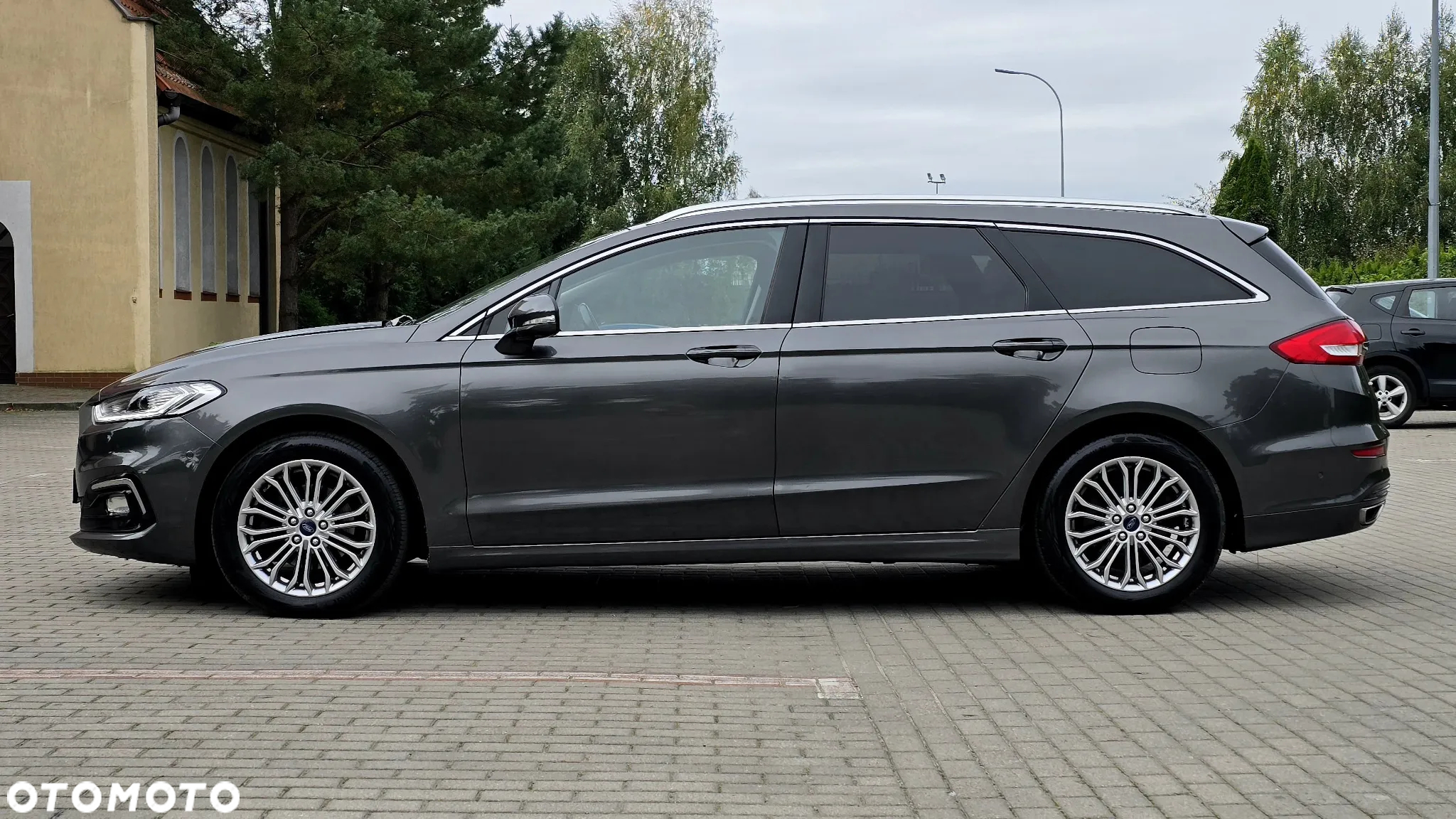 Ford Mondeo 2.0 EcoBlue Titanium - 10