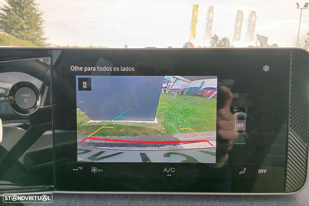 Renault 5 E-Tech 52 kWh Techno Autonomia Conforto - 9