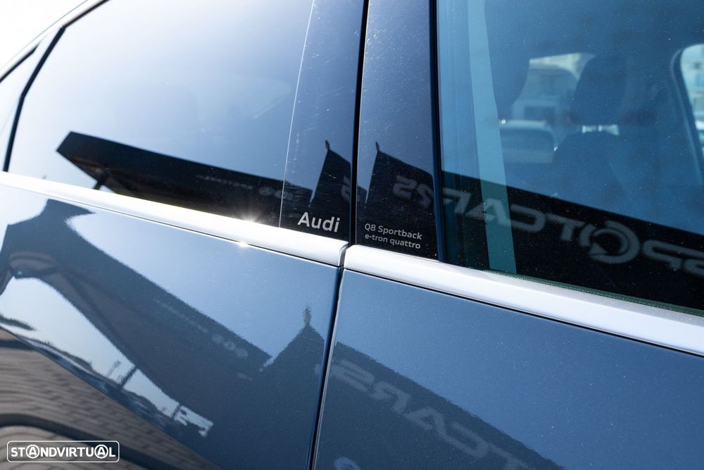 Audi Q8 e-Tron Sportback 55 quattro Advanced - 7