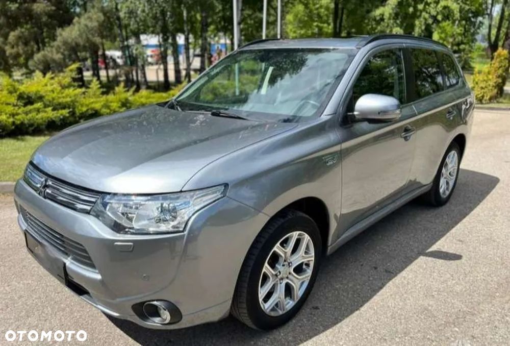 Mitsubishi Outlander 2.0 4WD Top - 1