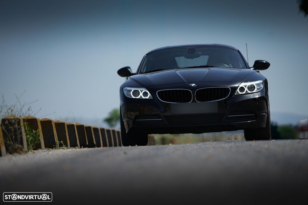 BMW Z4 sDrive20i - 10