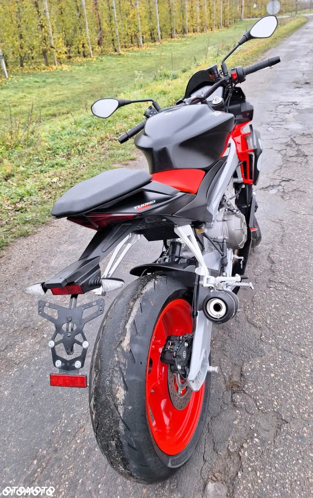 Aprilia Tuono - 14