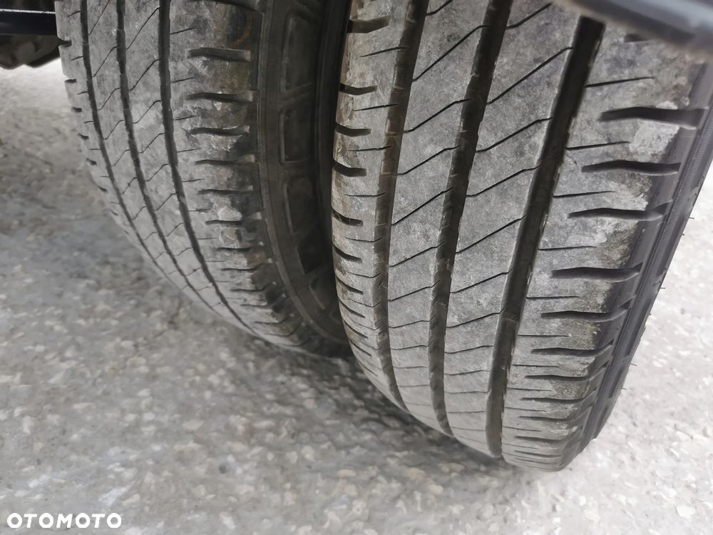 Iveco Daily 35C15 kiper Blokada mostu Hak klima bliźniak 35C15 wywrotka - 9