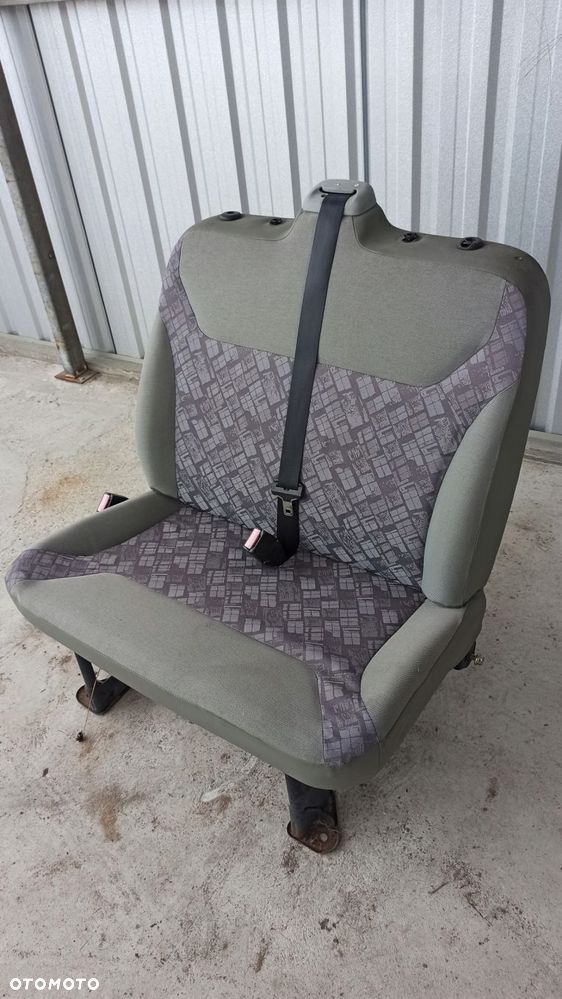 fotel kanapa ławka trafic vivaro primastar - 3